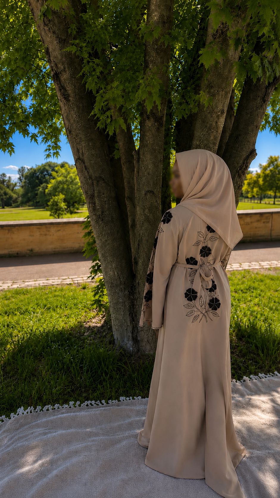 Yasmina — Beige Sable